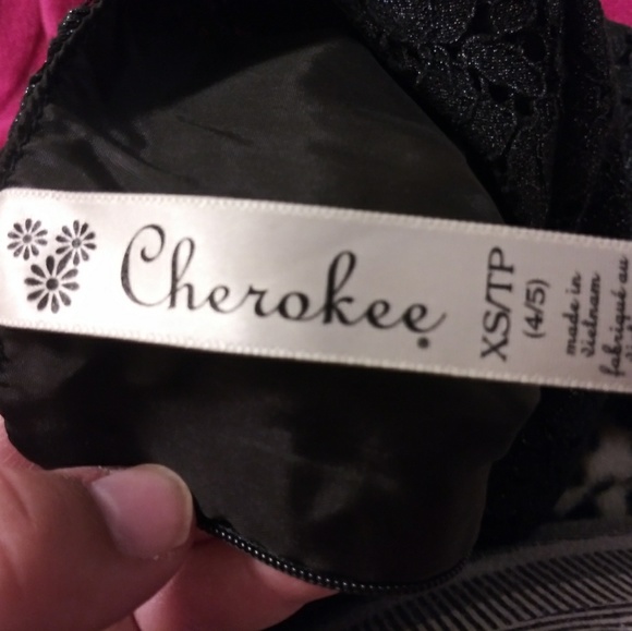 Top - Picture 3 of 3